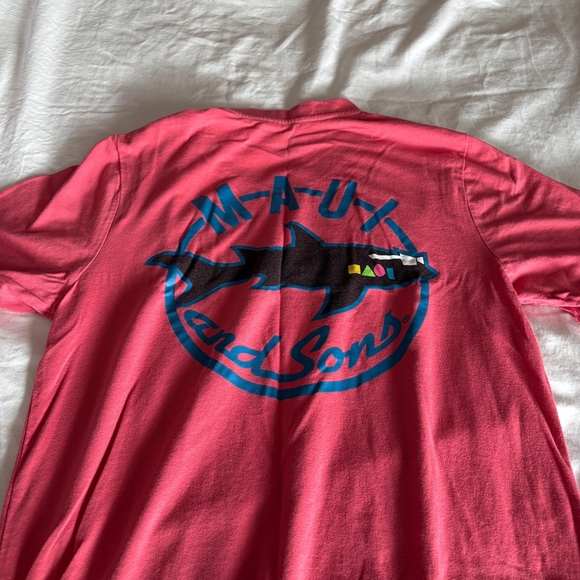 Assorted T-shirt - Picture 4 of 4